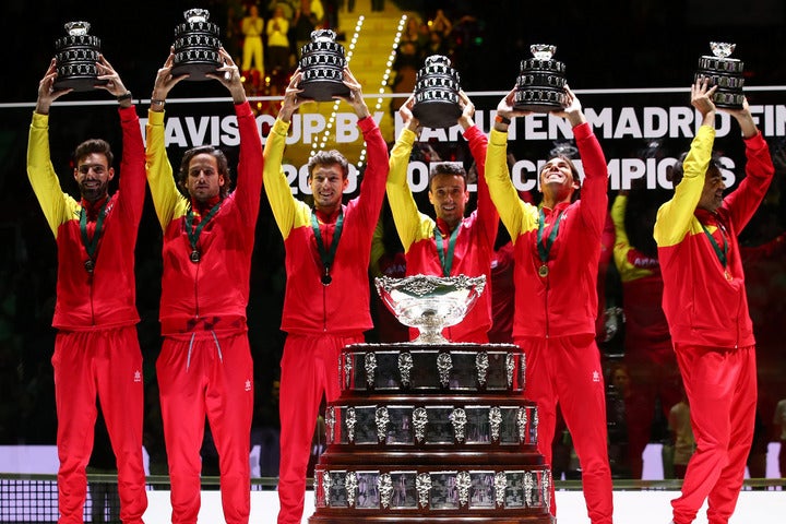 ナダルをはじめ、チーム全員が出場する総力戦でデ杯優勝に輝いたスペイン。（C)Getty Images