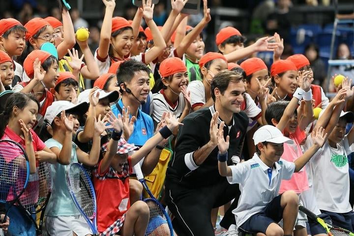 子どものうちからテニスに似たスポーツを楽しんでいれば、大人になった時の上達も早い。写真:滝川敏之