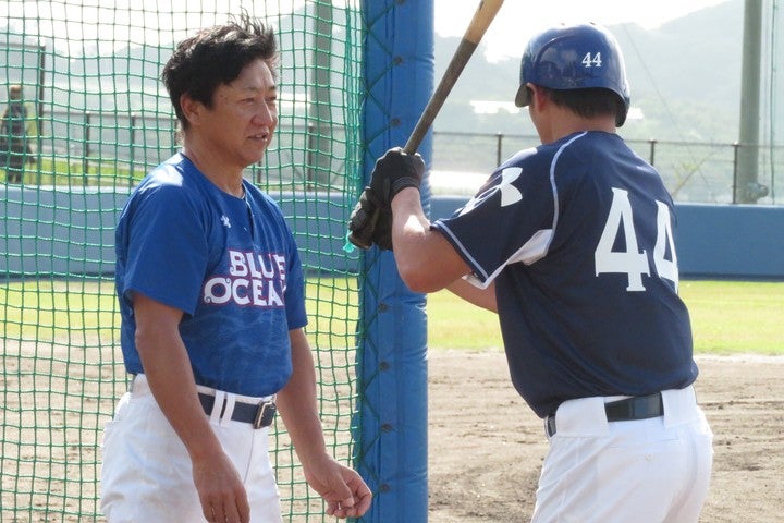 打撃コーチも務める田尾は、「選手が成長できるところをNPBを始め、野球界に見せていきたい」と語る。写真：岩国誠