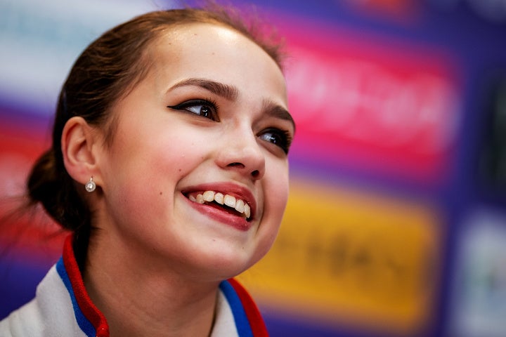 女子フィギュアスケート平昌五輪金メダリストのザギトワ。今回は地元女性誌の表紙に登場し、ファンを喜ばせた。（C）Getty Images
