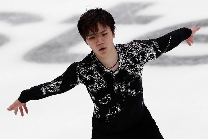 大反響により完売していた“宇野昌磨マスク”の再販売が決定した。（C）Getty Images