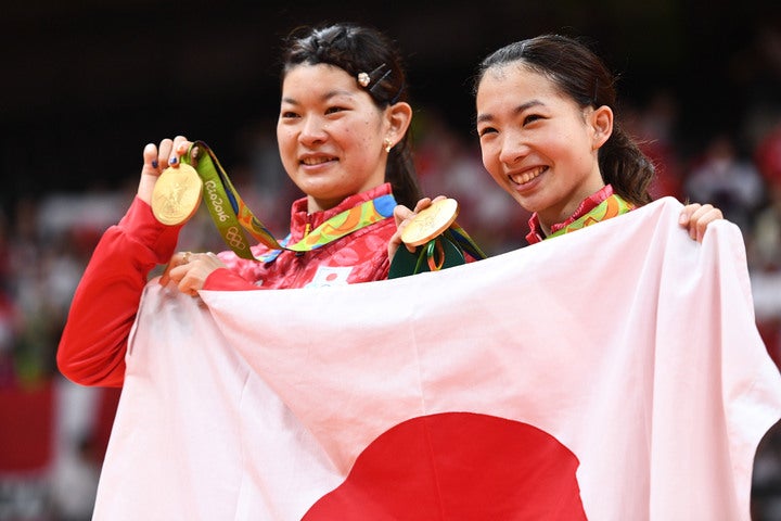 リオ五輪金メダリストの髙橋礼華（左）が、８月31日で引退した。(C)Getty Images