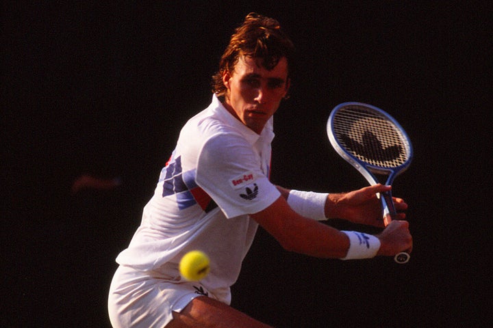 1982年の全米オープン準決勝でレンドルはマッケンローを4-6、4-6、6-7破った。写真：THE DIGEST写真部
