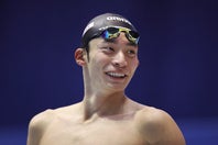 中学生から背泳ぎ専門になったという入江。タイムを争う水泳では泳ぎとともにターンも重要という。（C)Getty Images