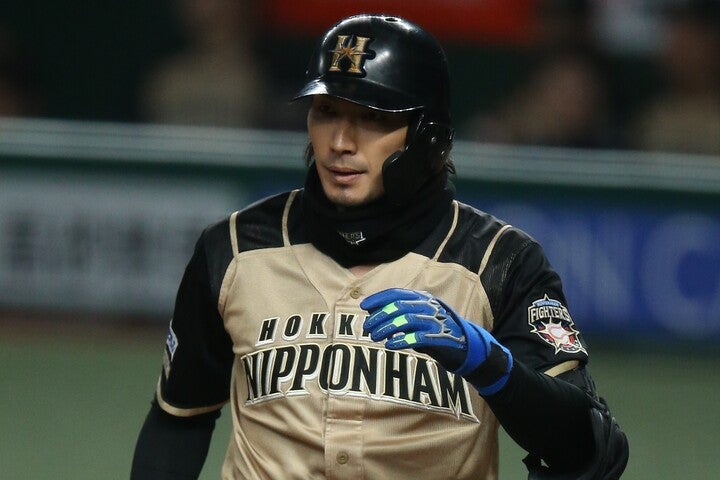 12球団最後の「チーム１号」を放ったのは日本ハム・大田。実に開幕10試合目の“初本塁打”だった。写真：滝川敏之