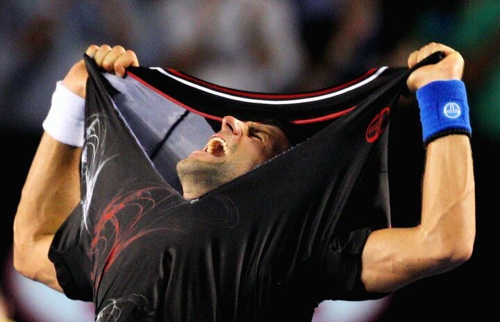 博士のアドバイスのもと体質改善に挑んだジョコビッチは2012年の全豪決勝で難敵ナダルを破りタイトルを手にした。（C）Getty Images