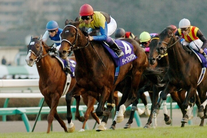 名馬列伝】競馬の枠を超えたディープインパクトの衝撃。その「成功」は