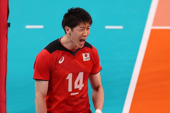 キャプテンとしてもプレーでも日本チームを牽引した石川は、決勝では14得点をマークした。(C)Getty Images