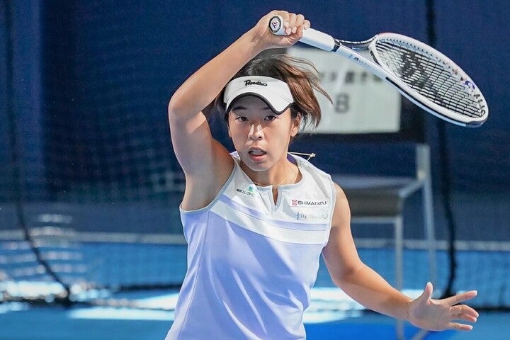 準々決勝進出を果たした本玉についてWTA（女子テニス連盟）は「夢のデビュー！」とその躍進を称えている（写真は2020年全日本選手権）写真：THE DIGEST写真部