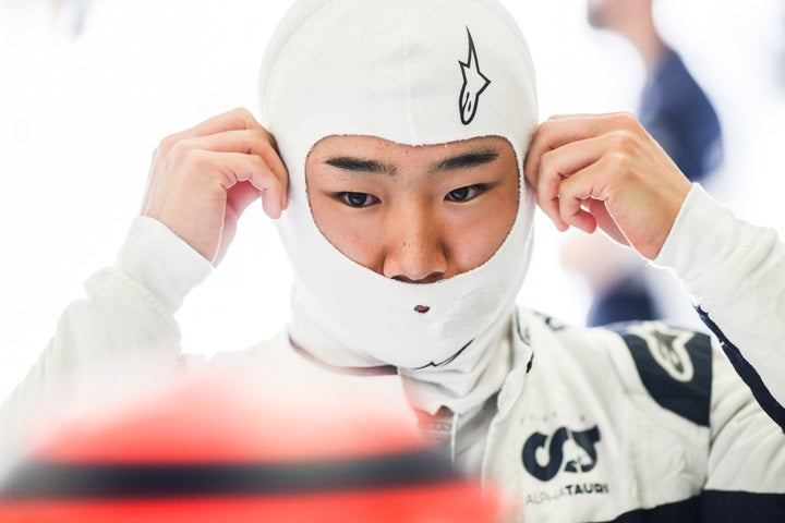 F1の難しさを体感した角田は、次第に自身のドライビングをアジャストしていった。(C)Getty Images