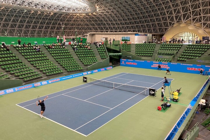 ブルボンビーンズドームで開催された全日本選手権は、男子シングルス決勝、男女ダブルス決勝を終えて幕を閉じた。写真提供：日本テニス協会