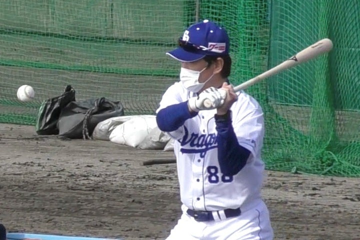 中日に試練 コロナで一軍首脳陣全員が隔離 自主性問われる選手たちに 片岡２軍監督は やるべきことをやってくれ The Digest