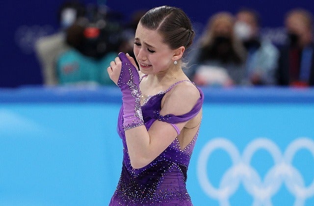 演技後に人目をはばからずに涙したワリエワ。それでも彼女に対する批判的な声は高まっている。(C)Getty Images