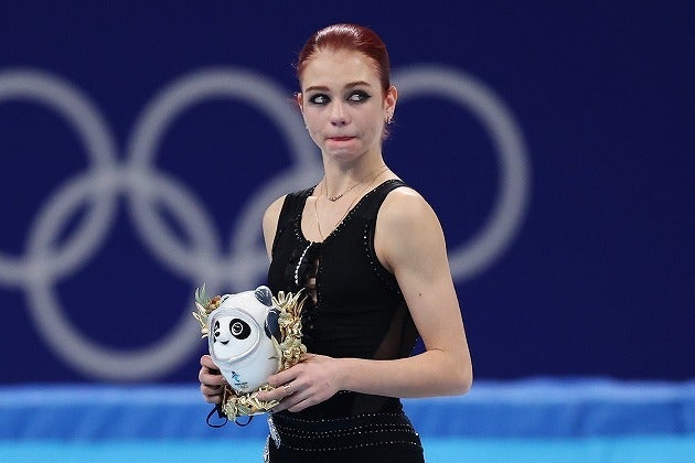 渾身のパフォーマンスが実らずに頂点に立てなかったトゥルソワ。優勝を確信していた彼女はガックリと肩を落とした。(C)Getty Images