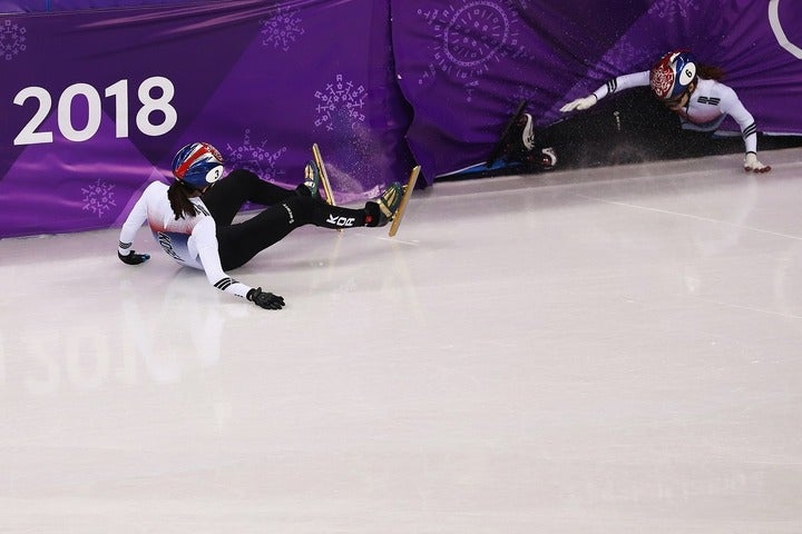平昌五輪の女子1000メートルで起こった疑惑のシーン。はたしてこの接触は故意だったのか否か。(C)Getty Images