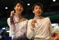 羽生との再会ショットを公開した織田さん。二人の笑顔に癒されたファンも多かったようだ。(C)Getty Images