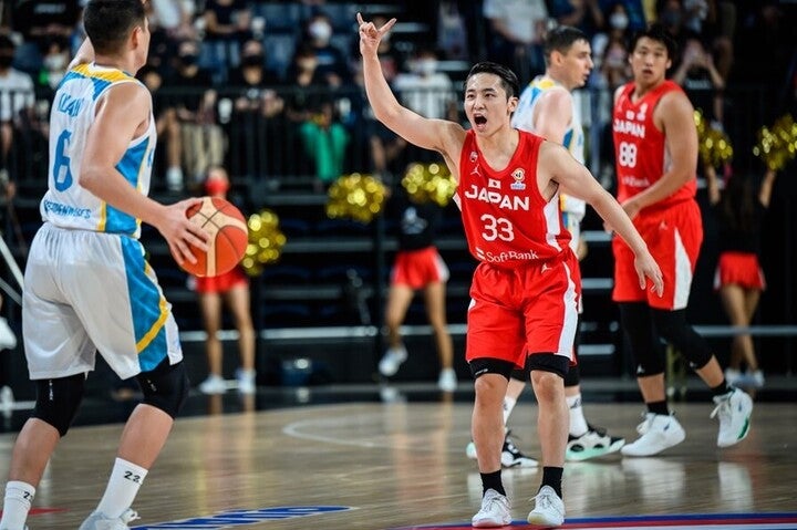 日本が後半の猛攻でカザフスタンに快勝。河村が７アシスト、５スティールの活躍を見せた。(C)FIBA