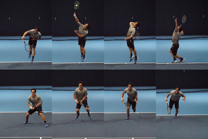 サービスは身体が早く開かないように意識しているという松井選手（３コマ目）。スプリットステップはリターンに応じて行なうため、速いボールだとかなり後方になる（７コマ目）。写真：THE DIGEST写真部