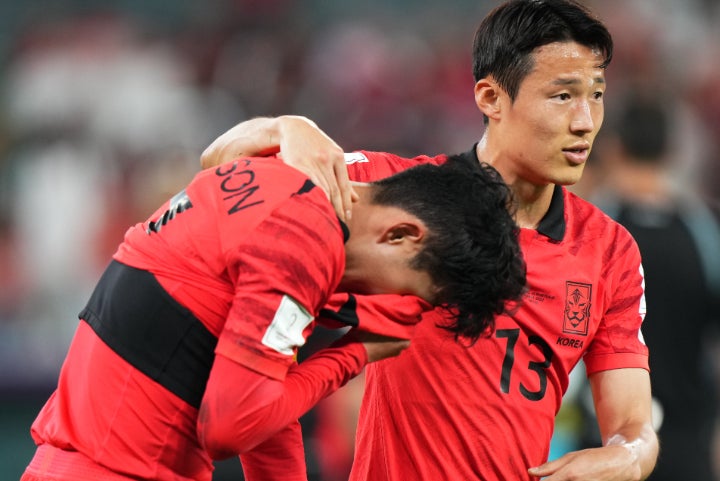 韓国のエースFWソン・フンミンは決勝T進出が決まり、涙を流した。(C)Getty Images