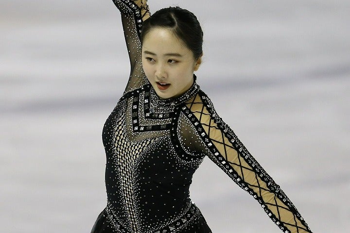 きれいめコーデをSNSで公開した本田。ヘアメイクもバッチリ決めた。写真：滝川敏之