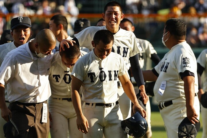 神宮大会、センバツと“３連覇”を目指してきた名門・大阪桐蔭だったが、彼ららしくないミスが続いてまさかの敗退に。写真：塚本凛平(THE DIGEST写真部)