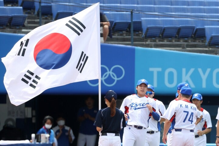 東京五輪での敗退を受け、WBCでの上位進出が期待される韓国。選手たちに与えられる“ボーナス”とは。(C)Getty Images