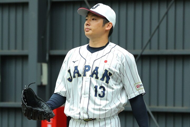 WBC球への適応に苦しむ松井。はたして本番までに調整できるだろうか。写真：梅月智史