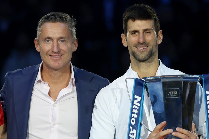ATP会長のガウデンツィ氏（左）は、ジョコビッチ（右）の米国大会出場不可の決定を受け、彼をアシストするコメントを出した。(C)Getty Images