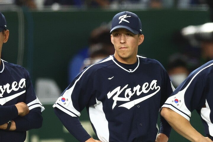MLBで活躍するトミー・エドマンが韓国代表でプレー。しかし打率は１割台と低迷している。写真：梅月智史