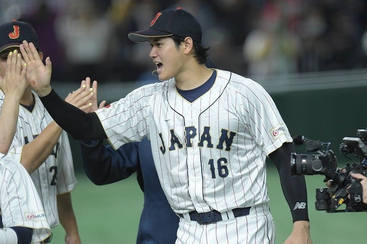 大谷を中心に投打でまとまりがあるチームとなっている日本代表。そのパフォーマンスに米識者も脱帽している。写真：鈴木颯太朗