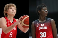 東京五輪女子バスケットボールで銀メダル獲得の高田（左）や馬瓜（右）が「選手会」発足を求めている。(C)Getty Images