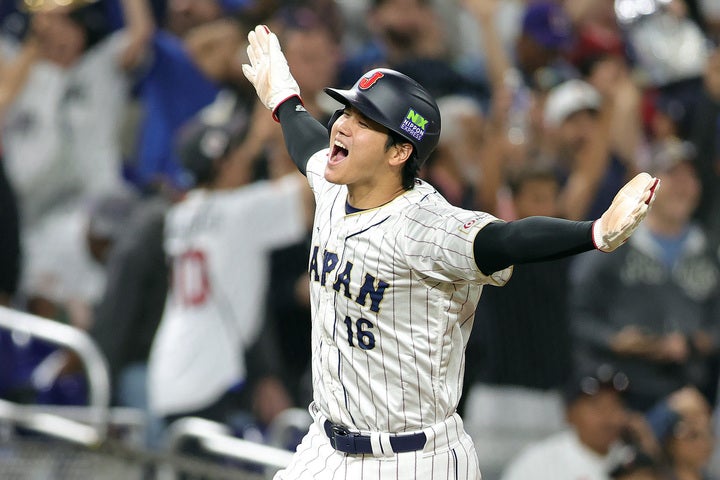 WBCでアラレちゃん走りを披露した大谷。同シーンがアニメーション化されている。(C)Getty Images