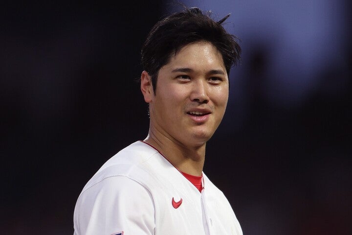 今季７勝目を挙げた大谷。27号＆28号をマークし、自らを援護した。(C) Getty Images