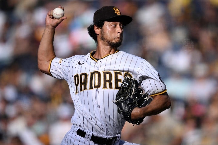 今季８勝目のダルビッシュ。日米通算200勝まであと「４」とした。(C)Getty Images