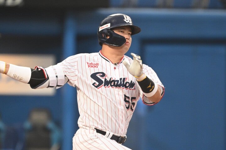 前日の試合で一発を放っていた村上が抹消された。(C)THE DIGEST写真部