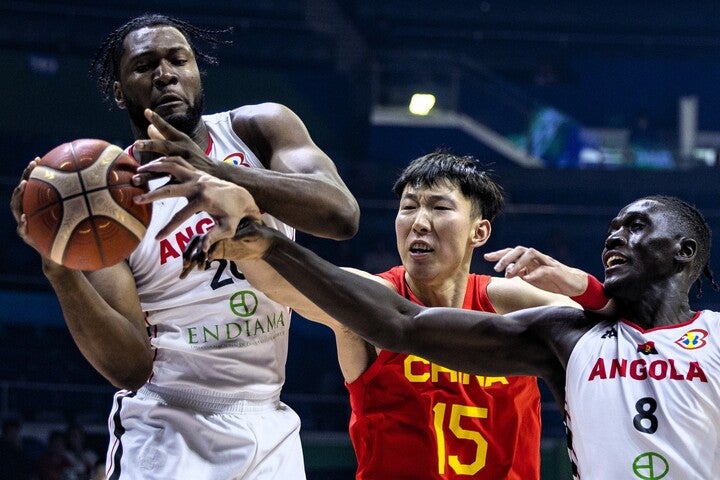 31日のアンゴラ戦でようやく１勝目を挙げた中国。五輪出場権の獲得が危ぶまれている。(C)Getty Images