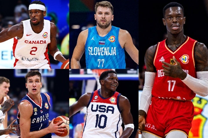 大会MVPのシュルーダー(右)を筆頭に、ベスト５に選ばれたのは全員が現役NBA選手だった。(C)Getty Images
