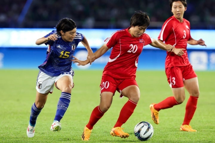 女子サッカー決勝は日本が4-1で北朝鮮を破り連覇を果たした。(C) Getty Images
