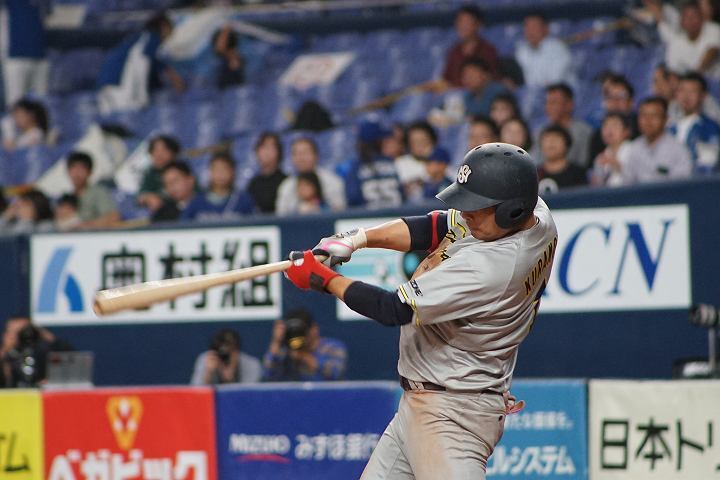 攻守に果敢なプレーを見せた倉本。将来のNPB復帰も視野に入れる。写真：萩原孝弘