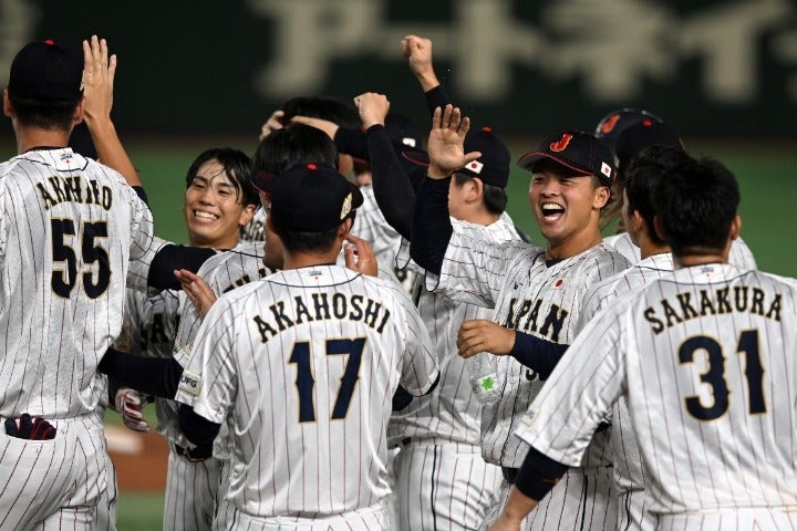 10回裏にサヨナラ勝ちした侍ジャパン。(C)Getty Images