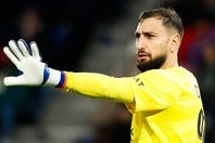 キックミスで南野にゴールを決められたドンナルンマ。(C)Getty Images