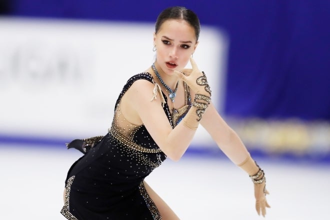 美の進化が止まらないザギトワ。21歳になった。写真：森田直樹／アフロスポーツ