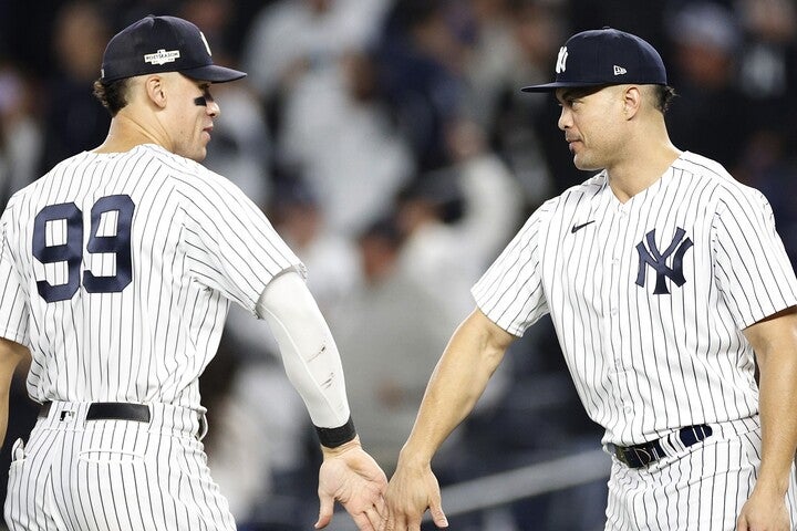 ジャッジ（左）とスタントン（右）というヤンキースの両主砲が、大物日本人の登場に驚きの声をあげた。(C)Getty Images