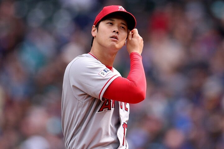 大谷の死球後の対応が、ファンの間で話題を呼んでいる。(C)Getty Images