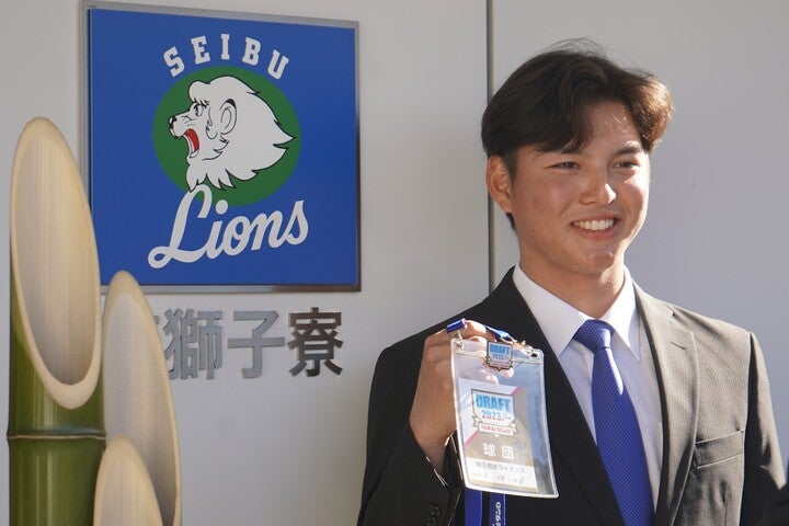 金子巧は球団独自のテストに合格し、育成ドラフト４位でプロ入りを果たした。写真：岩国誠