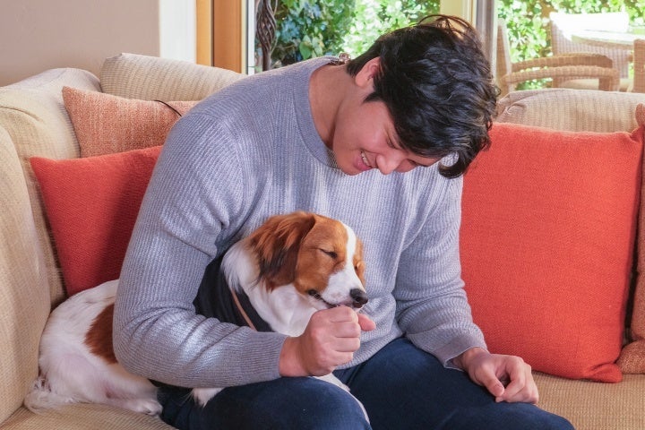 大谷が愛犬デコピンを飼い始めた理由を明かした。(C)Getty Images