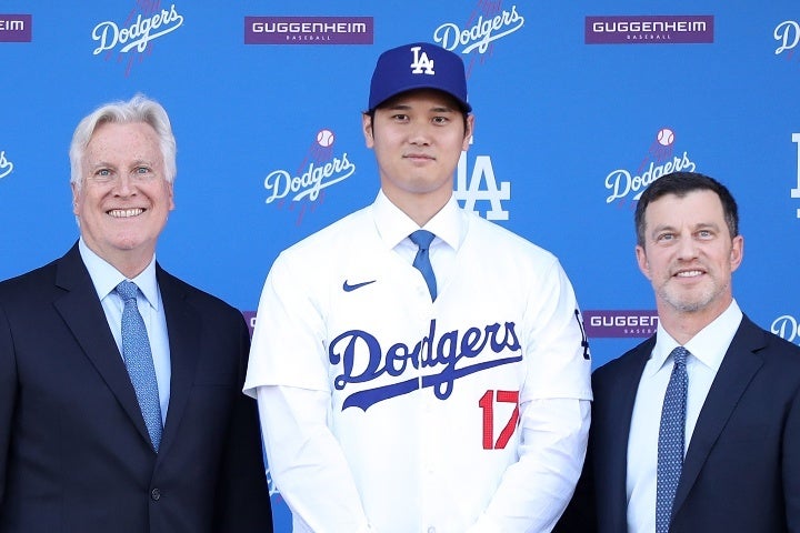 ドジャースに入団した大谷。(C)Getty Images