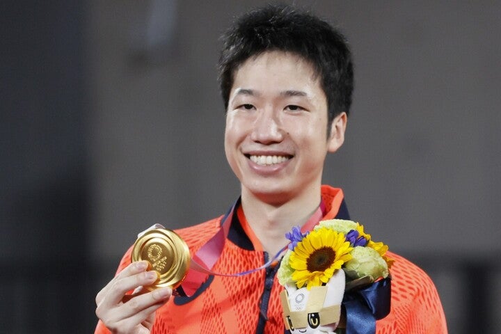 東京五輪では伊藤美誠とペアを組みダブルスで金メダルを獲得した水谷氏。(C)Getty Images