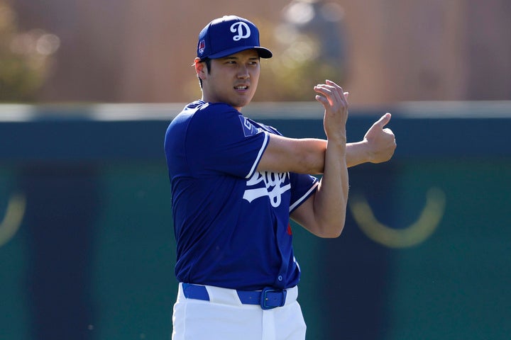 打撃練習をする大谷の姿に現地記者は興奮している様子だ。(C)Getty Images