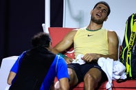 リオ・オープン初戦で右足首を捻挫し、棄権を余儀なくされたアルカラス。検査結果はそれほど深刻ではなかったようだ。(C)Getty Images